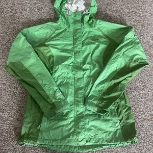 Women’s green Mountain Hardware M shell jacket